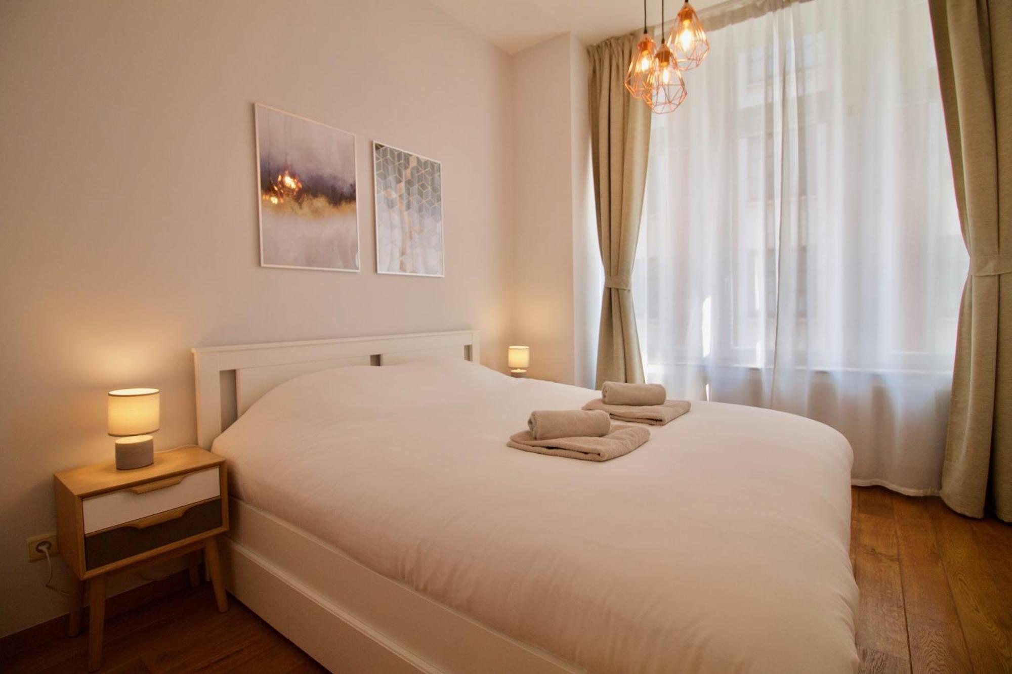 Heart Of Grand Place - Stunning 3Br Triplex Brussels Luaran gambar