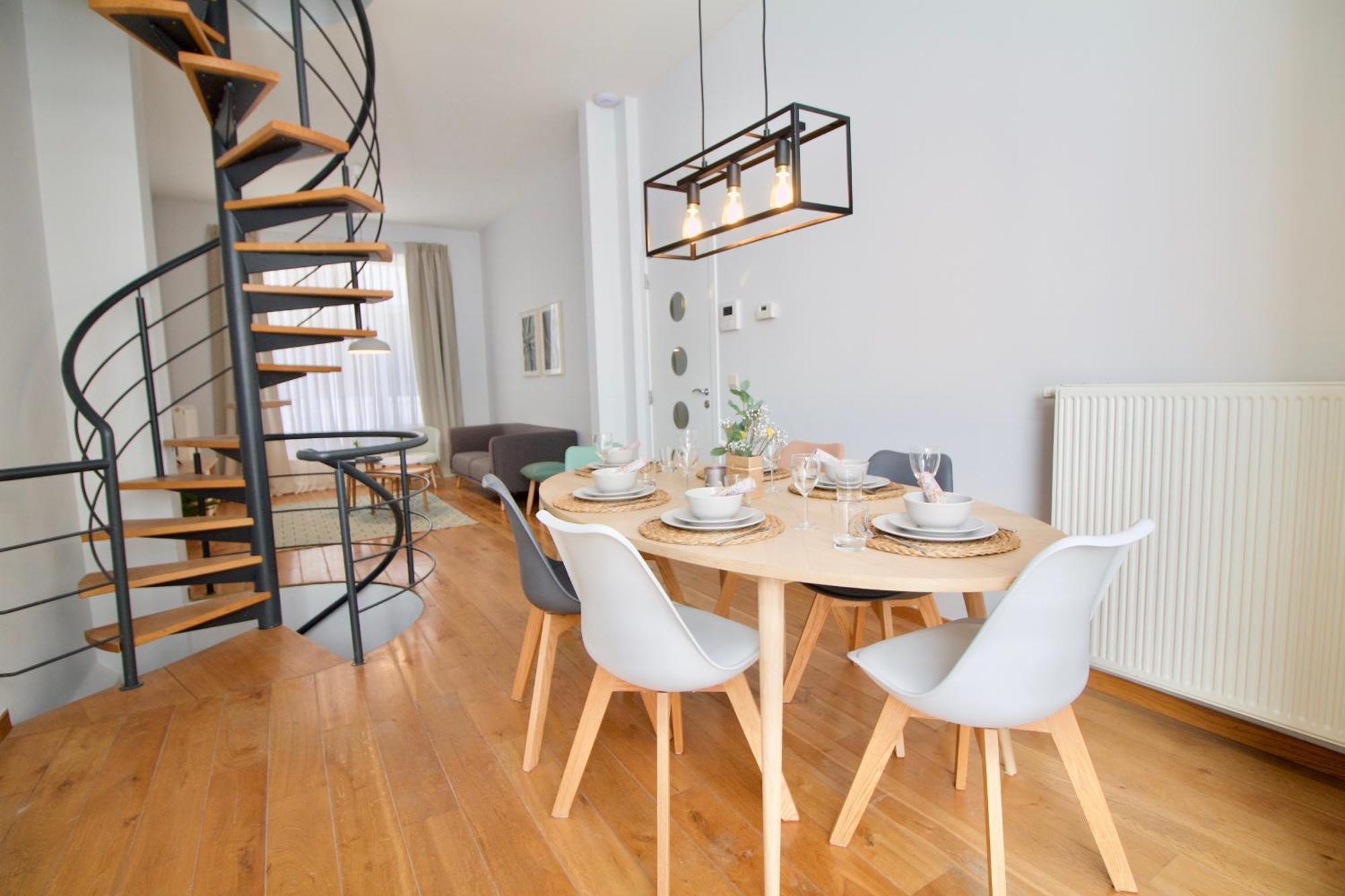 Heart Of Grand Place - Stunning 3Br Triplex Brussels Luaran gambar