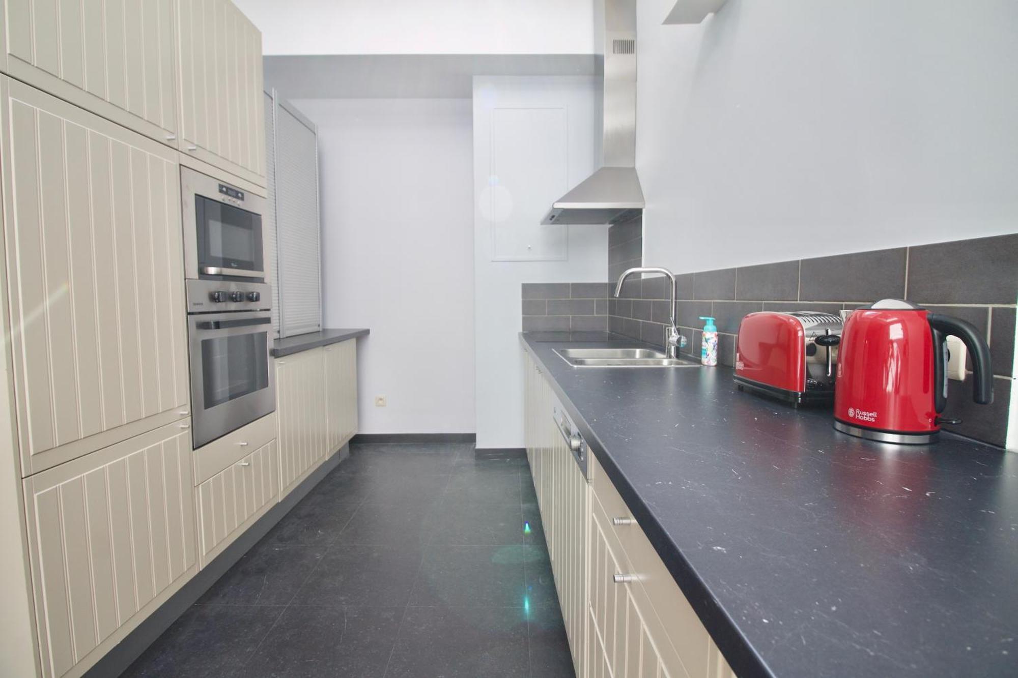 Heart Of Grand Place - Stunning 3Br Triplex Brussels Luaran gambar